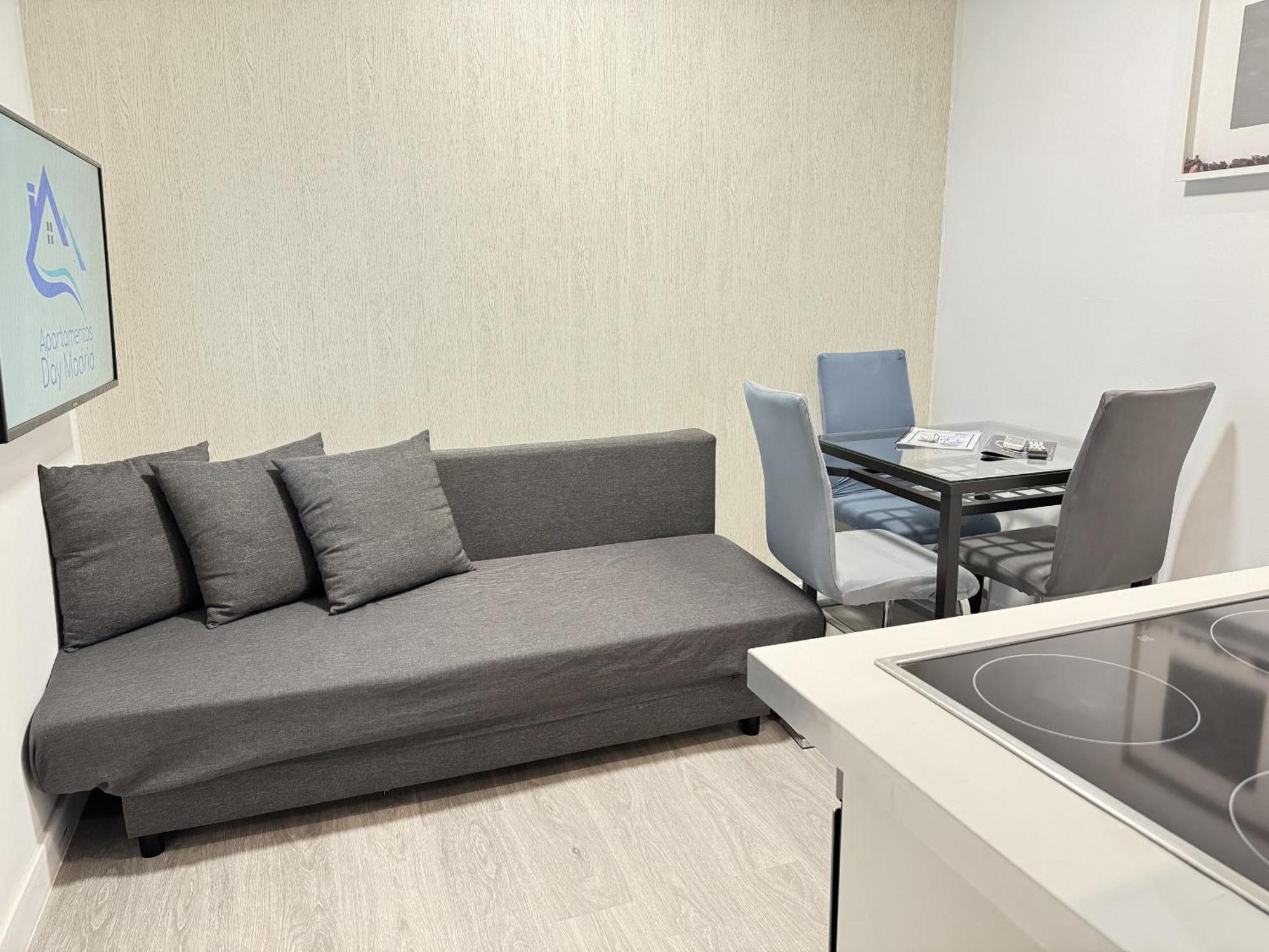 Apartamentos Day Madrid Callao Centro Gran Via Sol Malasana Exterior photo