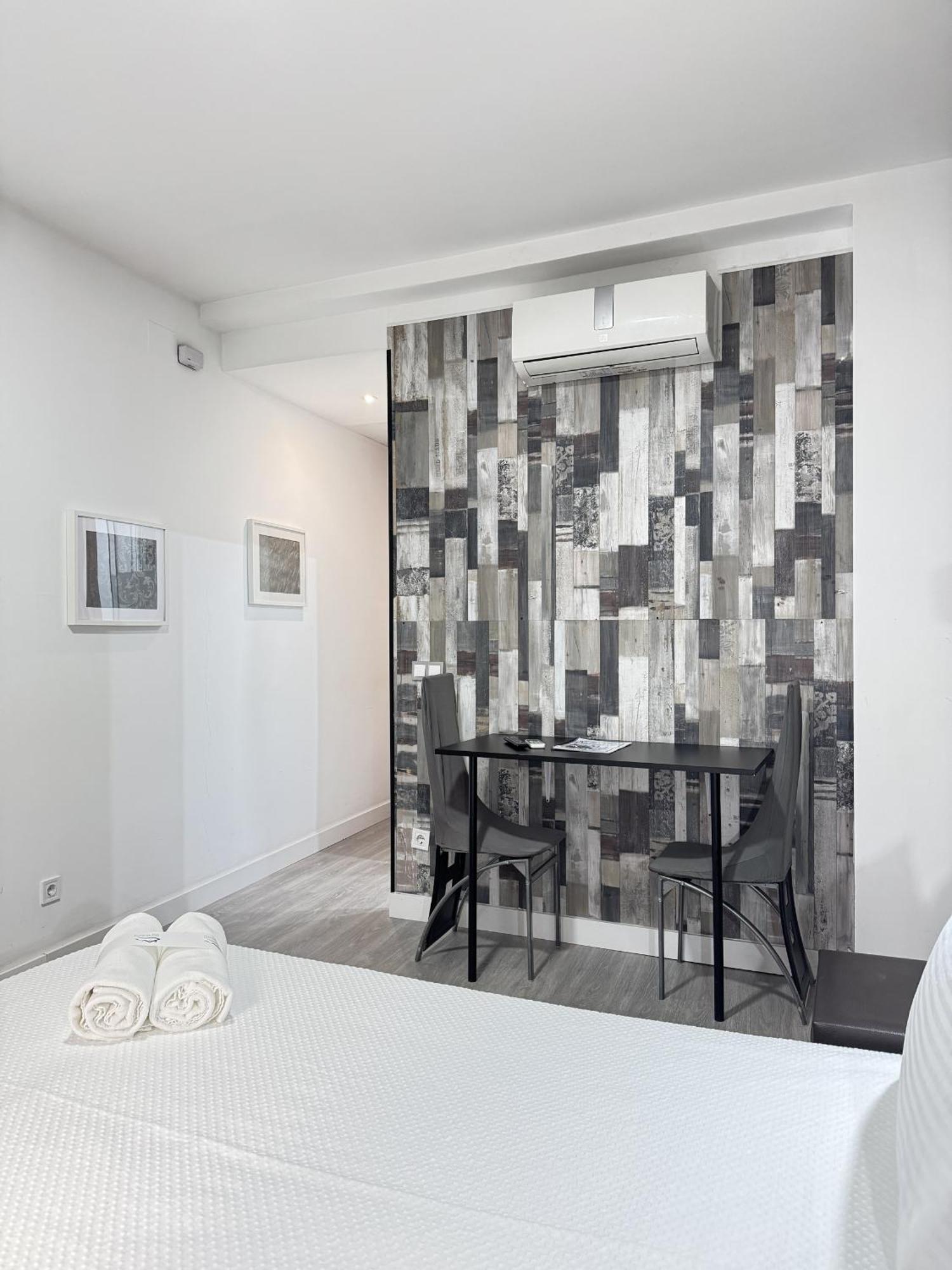 Apartamentos Day Madrid Callao Centro Gran Via Sol Malasana Exterior photo